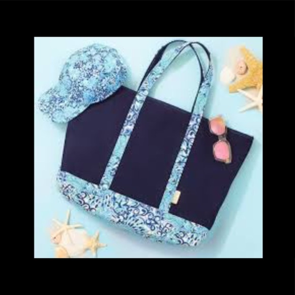 ✈️ NWT Lilly Pulitzer XL MERCATO TOTE DEEP SEA NAV - Picture 3 of 6